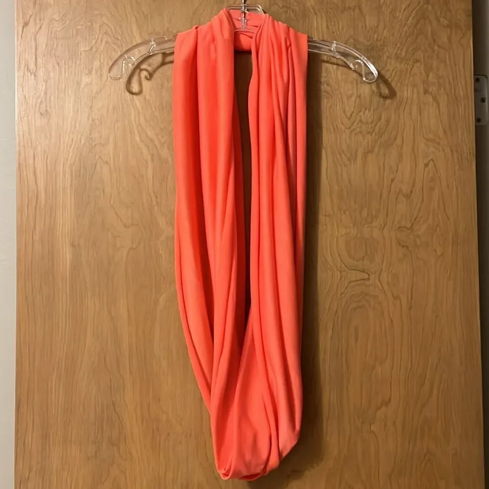 NWOT Cotton Blend‎ Infinity Scarf